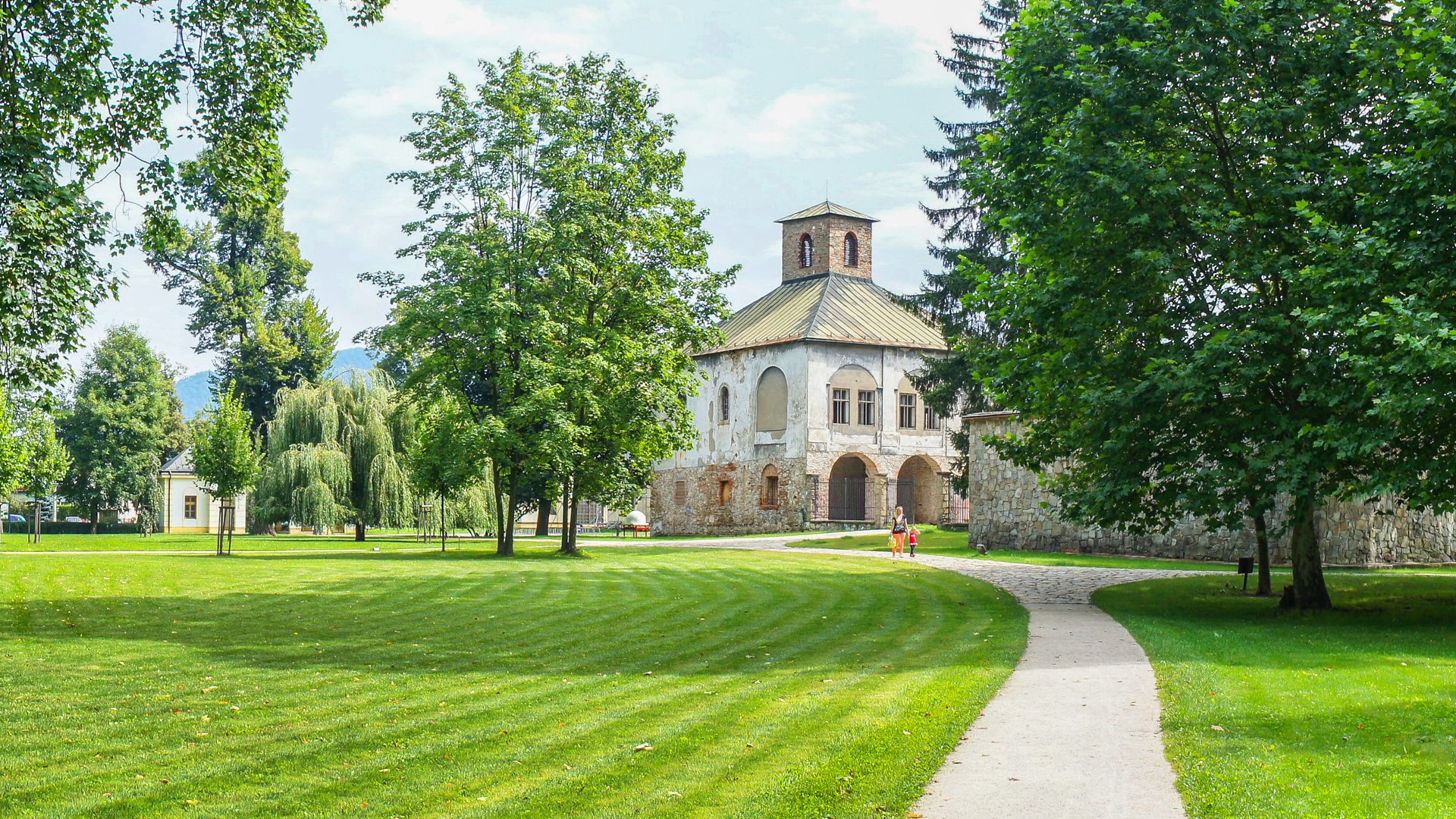 Team building in the foothills of the Malá Fatra mountains